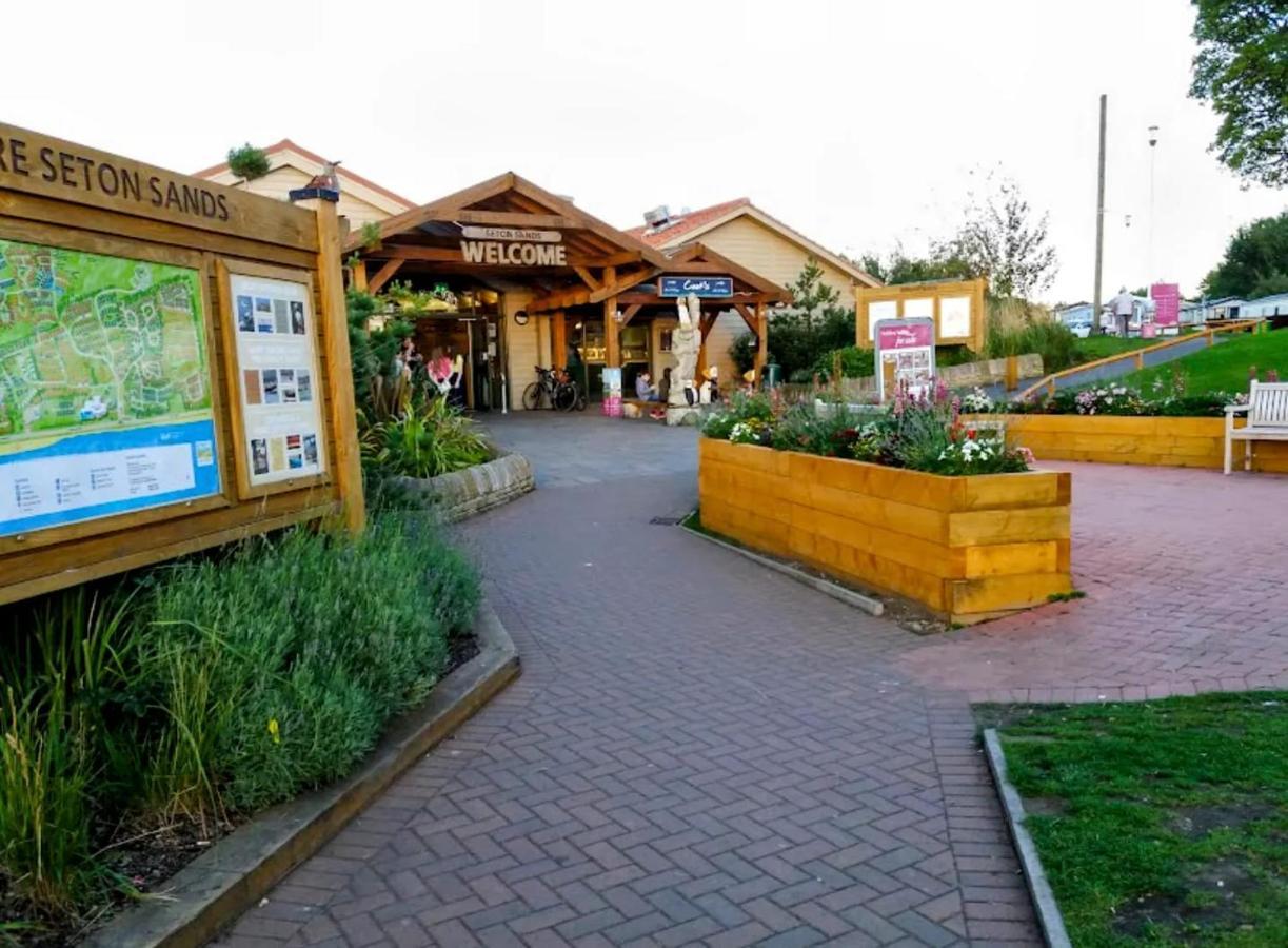 The Fishing Boat Hotel Port Seton Exterior photo
